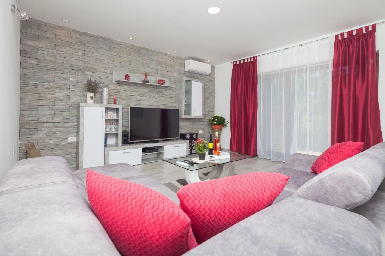 Apartmán New Brend App Matija Pinezici  Exteriér fotografie