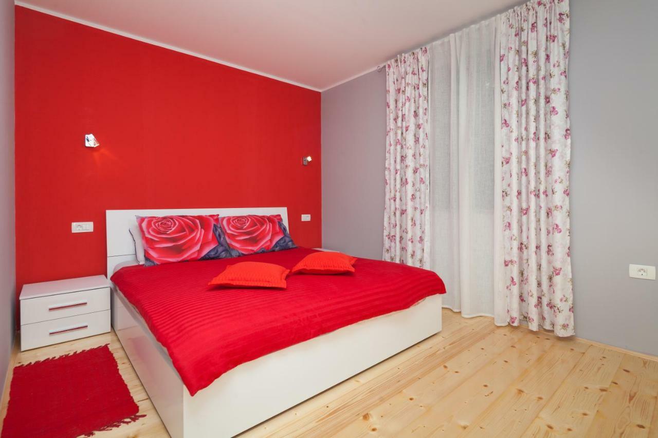 Apartmán New Brend App Matija Pinezici  Exteriér fotografie